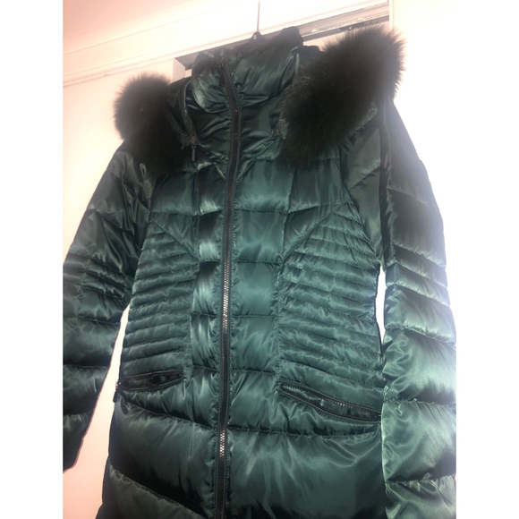 1 MADISON Green Hooded Puffer Coat - Picture 8 of 8
